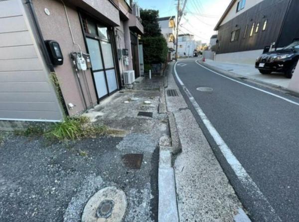 京都市山科区北花山中道町の土地