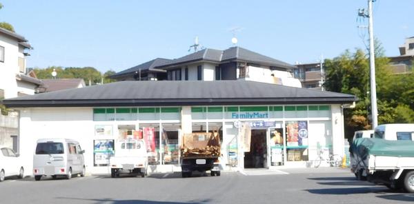 大津市瀬田３丁目の新築一戸建(ファミリーマート大津瀬田四丁目店)