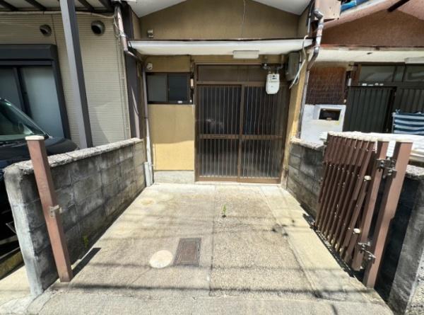 京都市伏見区桃山町丹後の中古テラスハウス