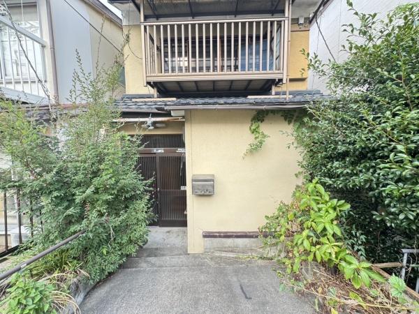 京都市山科区栗栖野打越町の中古一戸建て