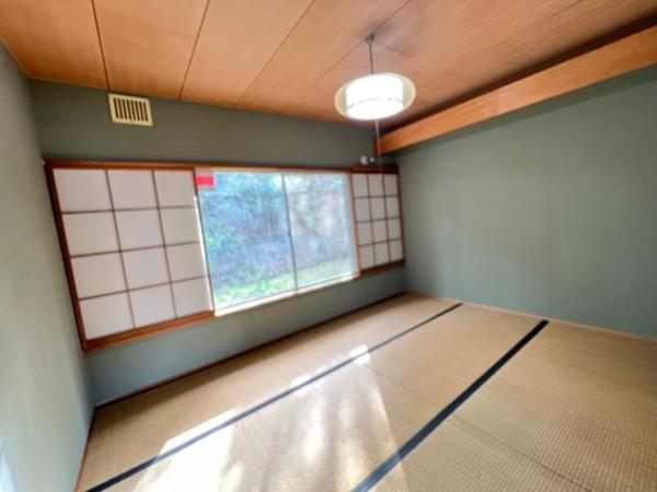 大津市南小松の中古一戸建て