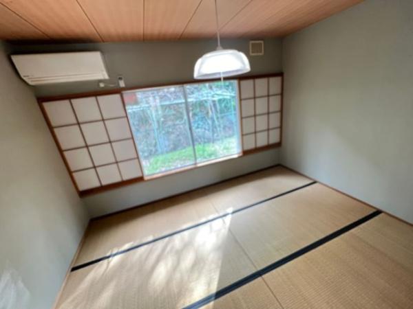 大津市南小松の中古一戸建て
