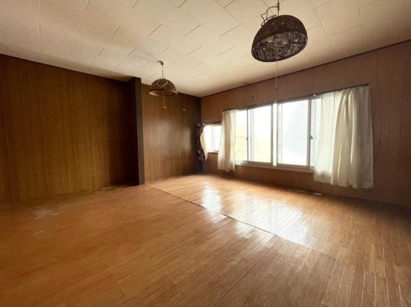 京都市中京区西ノ京御輿岡町の中古一戸建て