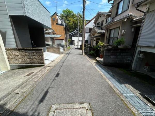 京都市伏見区桃山町泰長老の土地