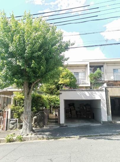 京都市伏見区醍醐勝口町の中古テラスハウス