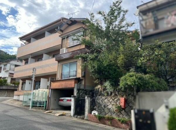 京都市山科区川田山田の中古一戸建