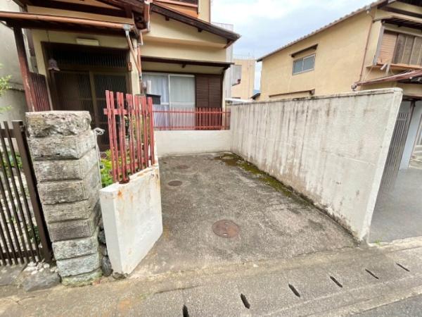 京都市山科区川田御出町の中古一戸建