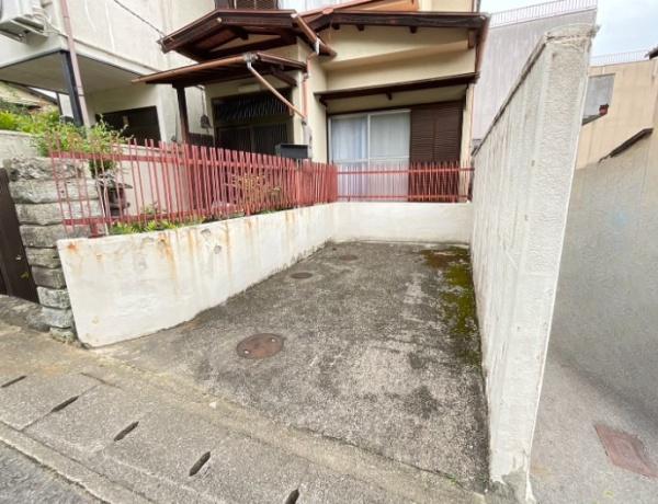 京都市山科区川田御出町の中古一戸建て