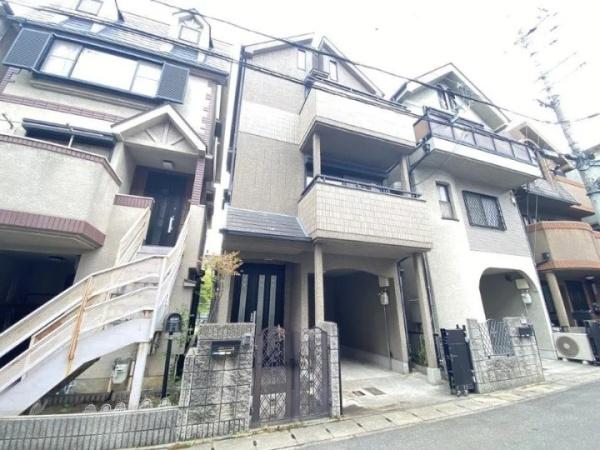 京都市伏見区羽束師菱川町の中古一戸建