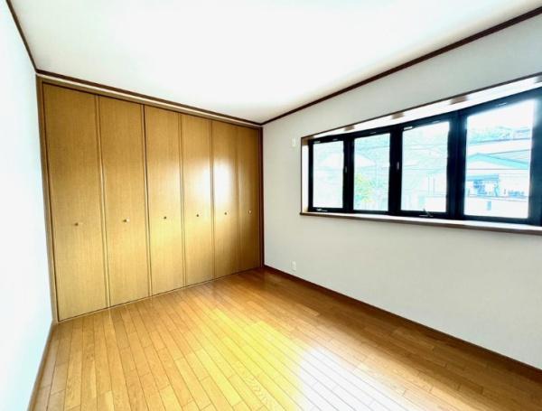 京都市山科区上花山桜谷の中古一戸建て
