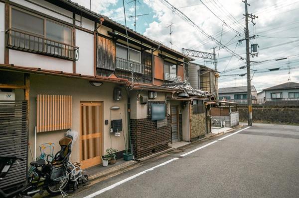 京都市伏見区桃山羽柴長吉中町の中古テラスハウス