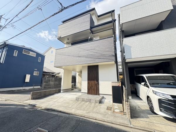 京都市右京区西京極南方町の中古一戸建