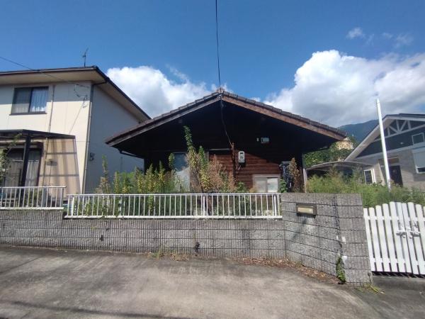 大津市南小松の中古一戸建て