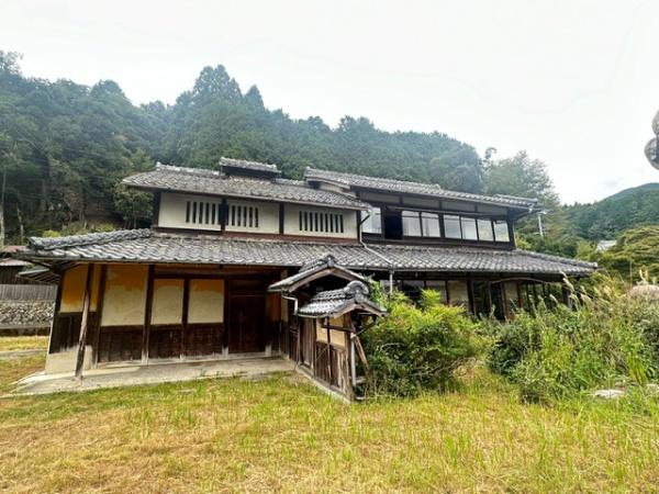 大津市伊香立途中町の中古一戸建
