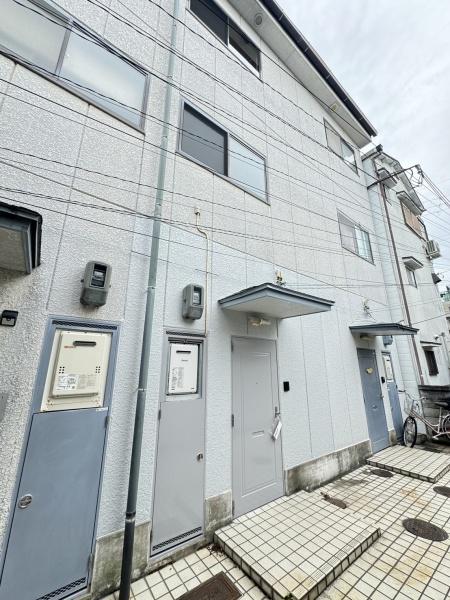 京都市右京区梅津上田町の中古テラスハウス