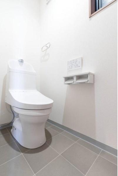 大津市大江5丁目の中古一戸建て(トイレ)