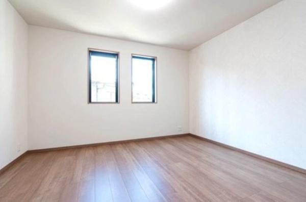 大津市大江5丁目の中古一戸建て(リビング)