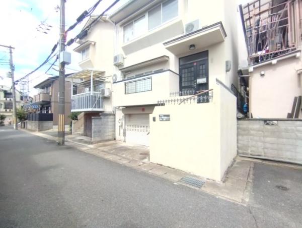 京都市右京区太秦御所ノ内町の中古一戸建