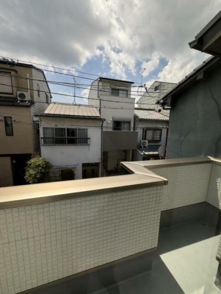 京都市右京区太秦藤ケ森町の新築一戸建