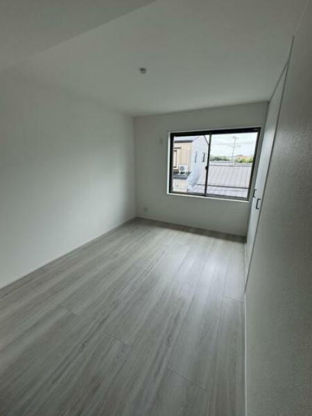 京都市右京区太秦藤ケ森町の新築一戸建