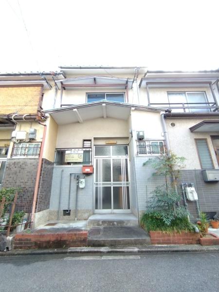 京都市中京区西ノ京馬代町の中古テラスハウス