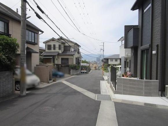 京都市伏見区深草大亀谷東寺町の中古一戸建