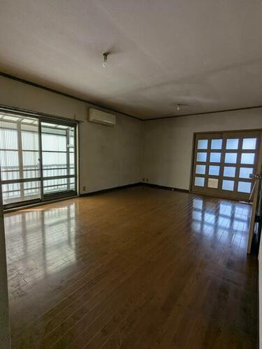 大津市本堅田３丁目の中古一戸建