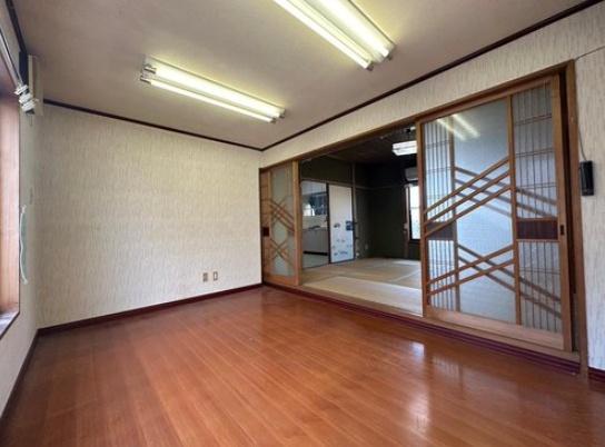 大津市里３丁目の中古一戸建て