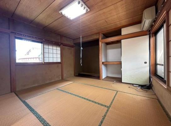 大津市里３丁目の中古一戸建て