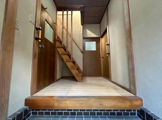大津市里３丁目の中古一戸建て