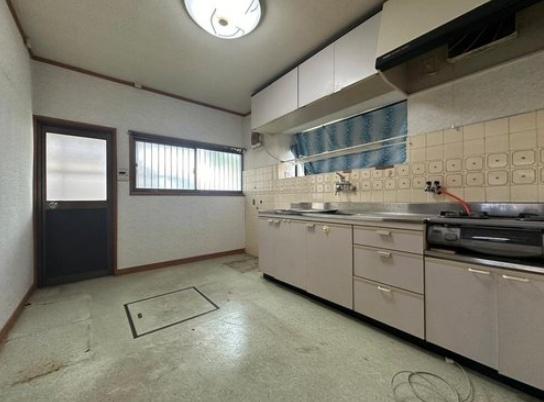 大津市里３丁目の中古一戸建て