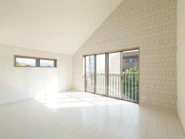 京都市伏見区桃山紅雪町の中古一戸建て