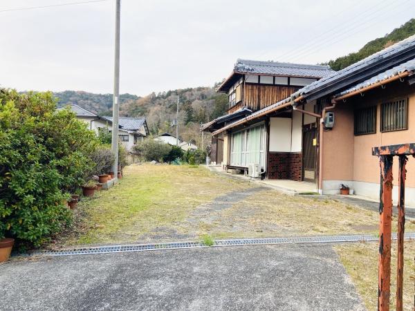 大津市大石東１丁目の中古一戸建て