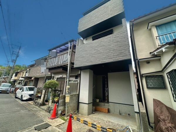 京都市伏見区桃山町和泉の新築一戸建