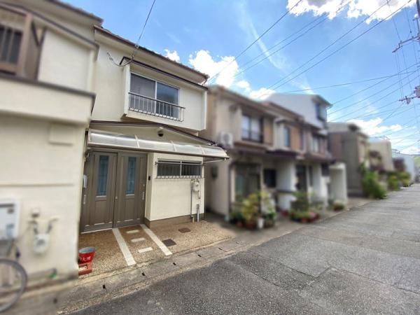 京都市山科区西野大鳥井町の中古テラスハウス