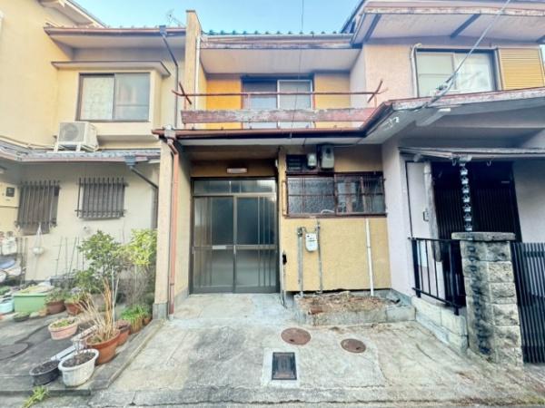 京都市右京区嵯峨広沢南野町の中古テラスハウス