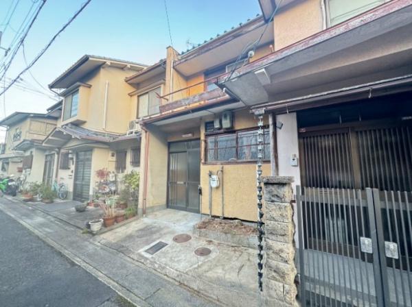 京都市右京区嵯峨広沢南野町の中古一戸建て