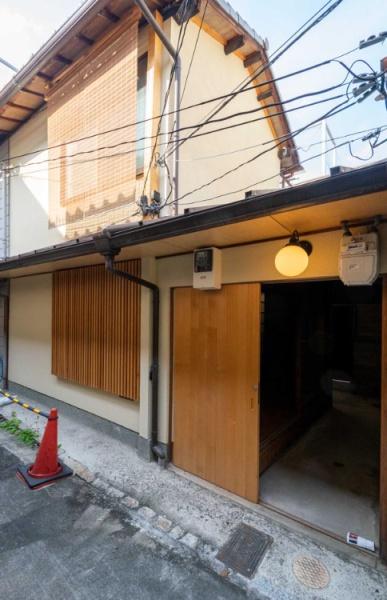 京都市下京区高倉通仏光寺上る西前町の中古一戸建