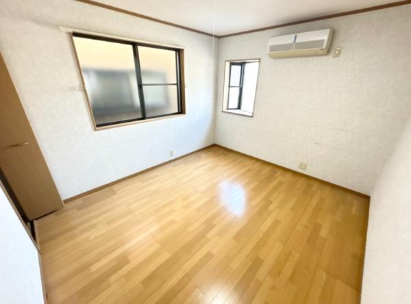 京都市伏見区久我御旅町の中古一戸建て