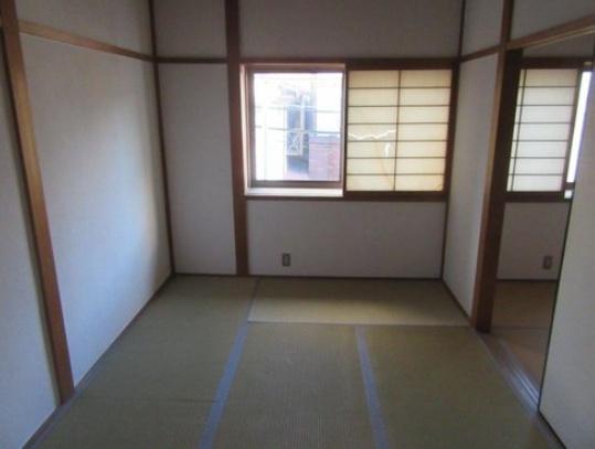 京都市山科区音羽役出町の中古一戸建て