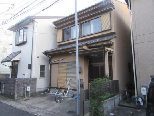 京都市山科区音羽役出町の中古一戸建