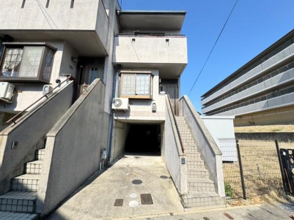 京都市伏見区深草鞍ケ谷の中古一戸建