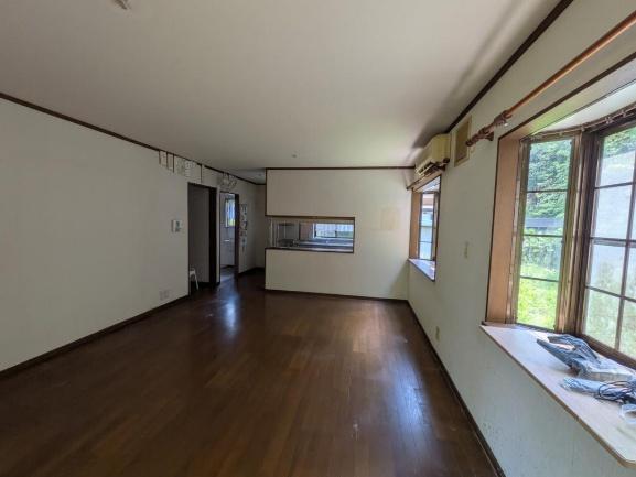 京都市右京区梅ケ畑向ノ地町の中古一戸建