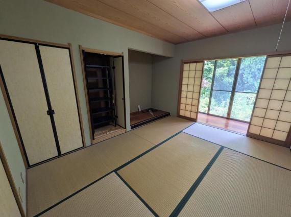 京都市右京区梅ケ畑向ノ地町の中古一戸建て