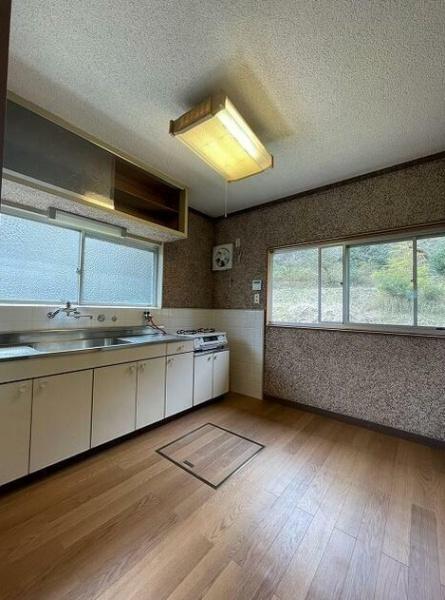 大津市和邇高城の中古一戸建
