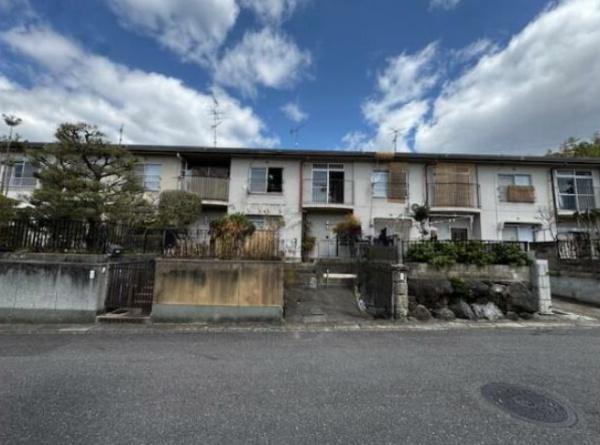 京都市左京区岩倉村松町の中古テラスハウス