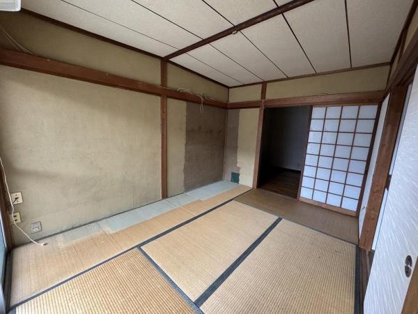 京都市右京区太秦八反田町の中古一戸建て