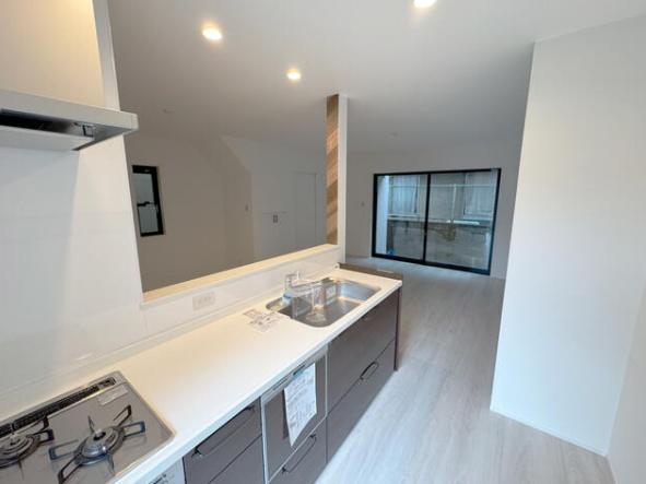 京都市山科区小山南溝町の新築一戸建