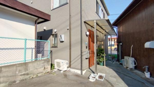 大津市雄琴１丁目の中古一戸建て