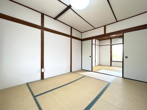 京都市山科区西野楳本町の中古テラスハウス